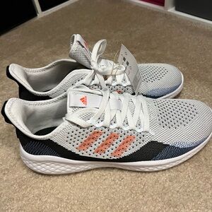 Adidas fluidflow 2.0 men’s US size 11. BNWT